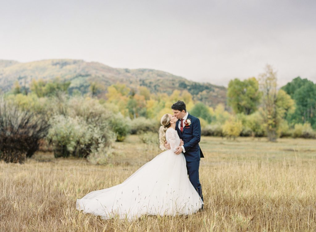 View More: http://carriekingphotographer.pass.us/ericaandcoreysweddingday